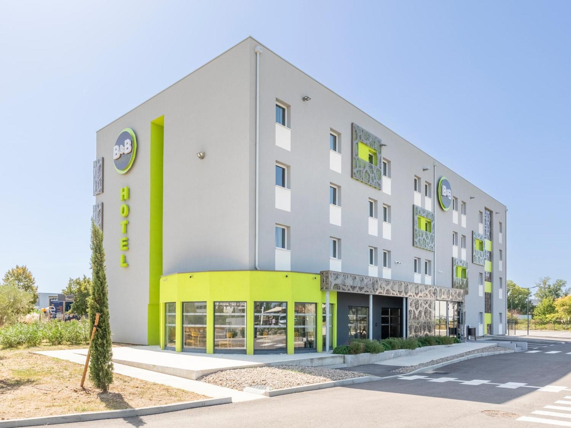 B&B HOTEL Saint-Martin-de-Crau Alpilles Camargue Extérieur photo